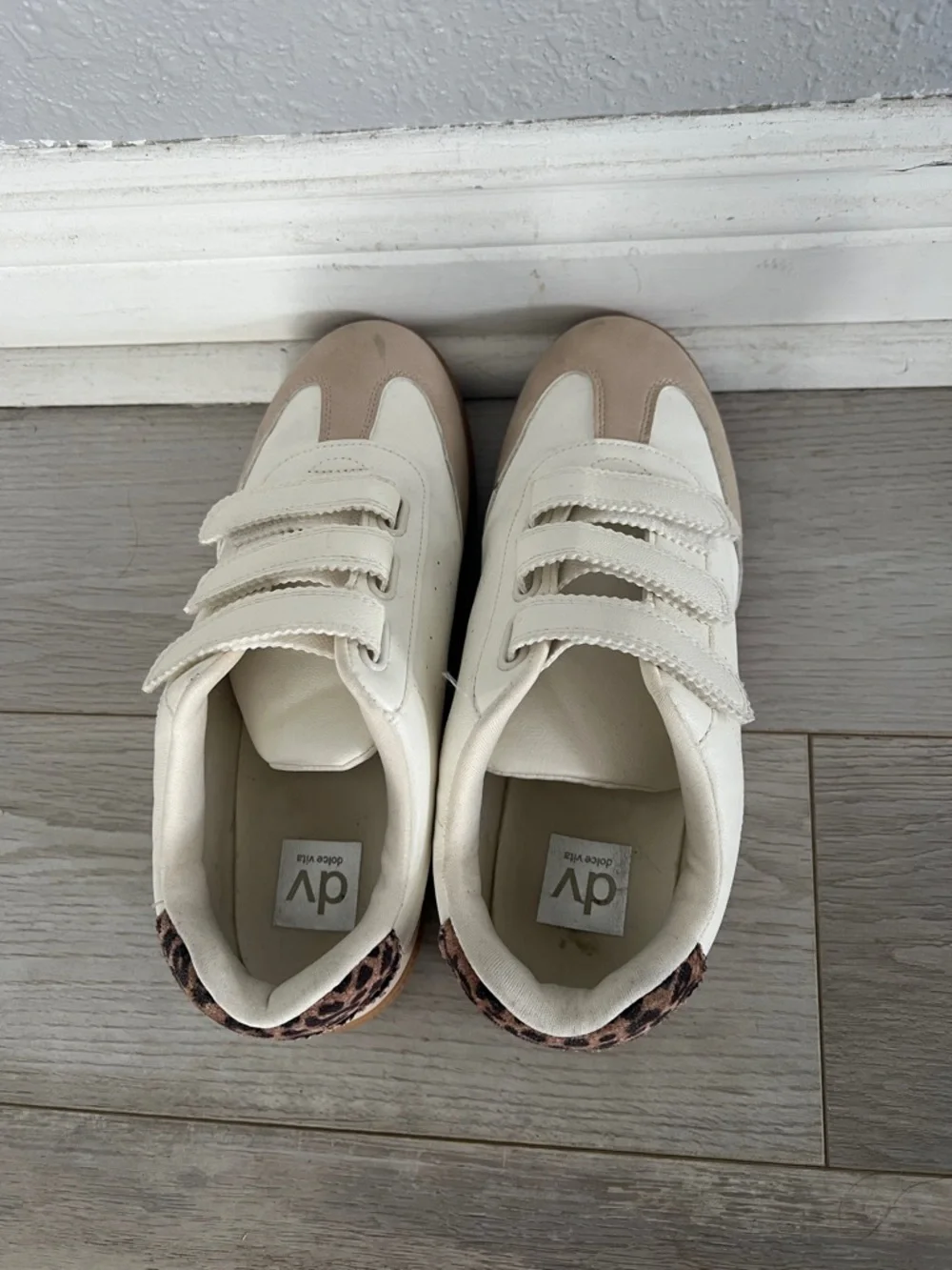 White Women's Sneaker by dolce vita! Worn only once - Picture 3 of 7